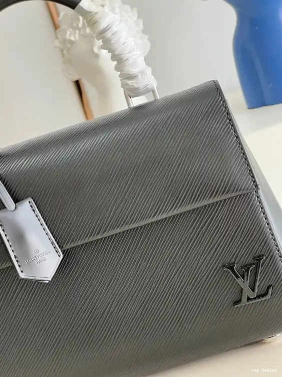 Cheap VUITTON CLUNY LOUIS BB 0530